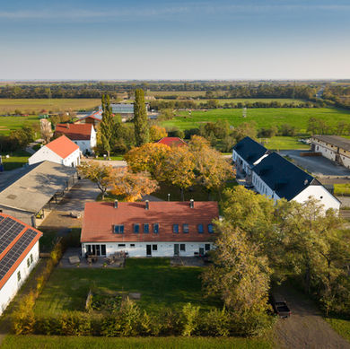 Das Bio-Landgut aus der Vogelperspektive