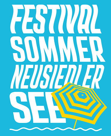 Logo in Welliger Schrift: Festival Sommer Neusiedler See