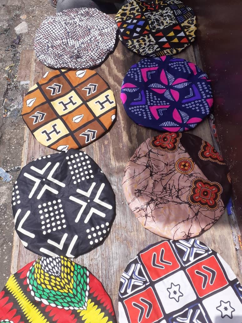 Miniature : Bonnet soie & wax