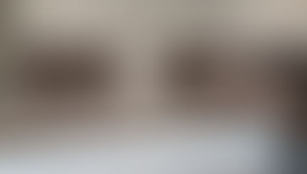 Установленная столешница Caesarstone в Харькове. Цвет 1141 Pure White