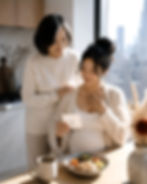 Pregnant_Daughter_ and_Mother_Nourish_Mother_Meals.jpg