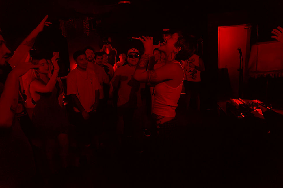 Fema hip Hop 2 -_edited.jpg