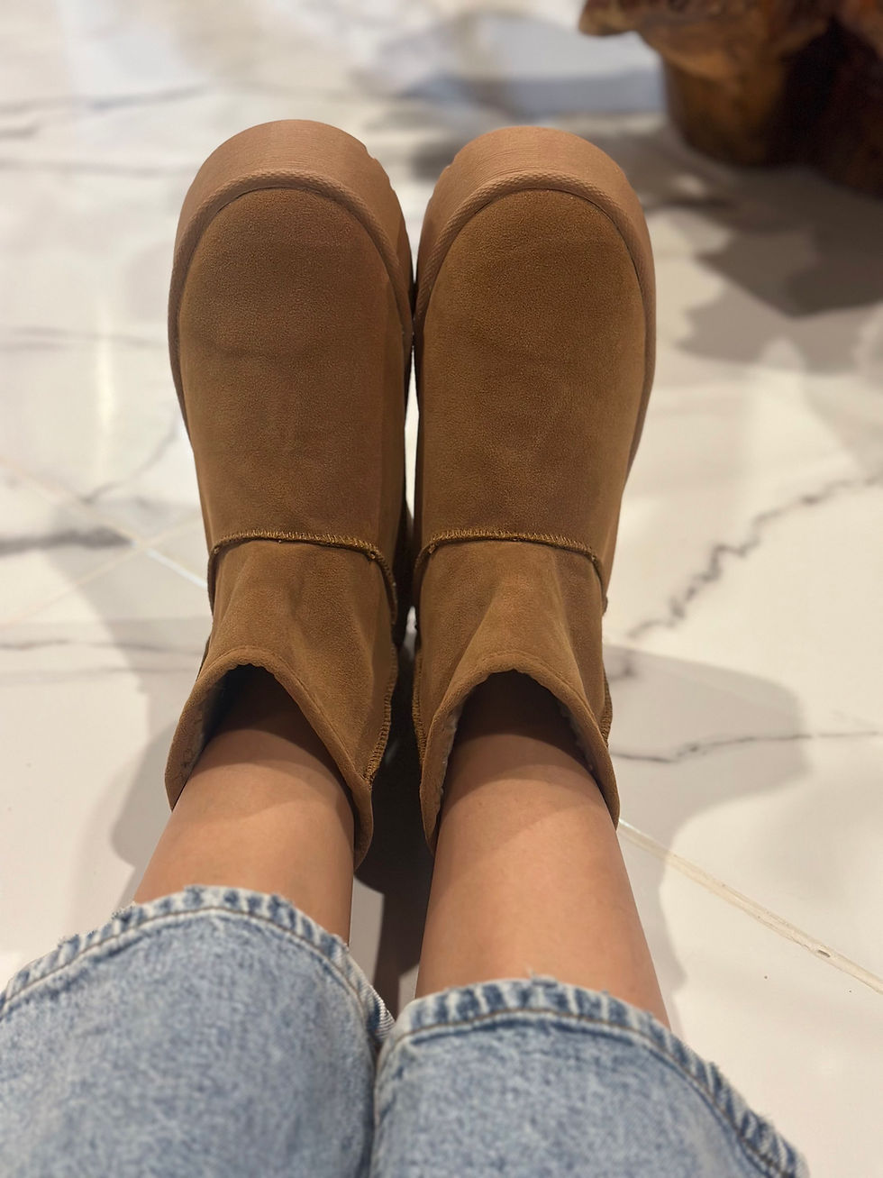 Miniatura: DANIELLE CAMEL
