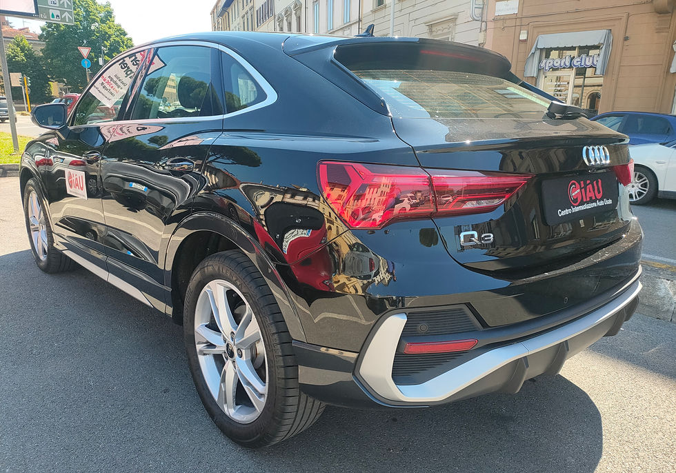 Miniatura: Audi Q3 SPB 35 TDI S tronic S line edition