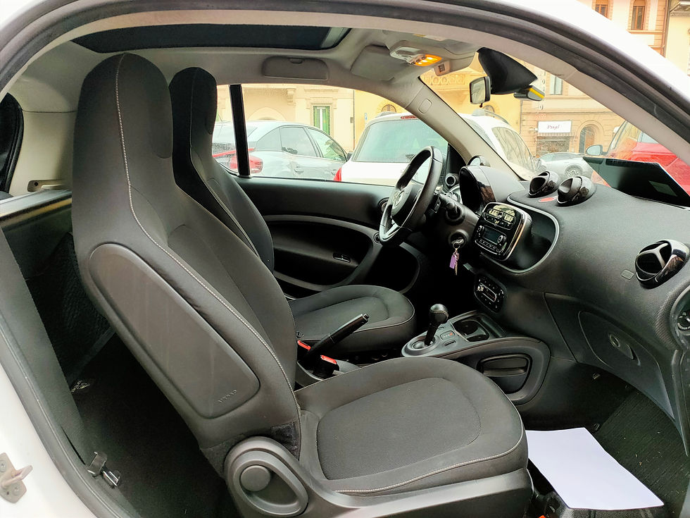 Miniatura: Smart ForTwo 70 1.0 twinamic 18th anniversary