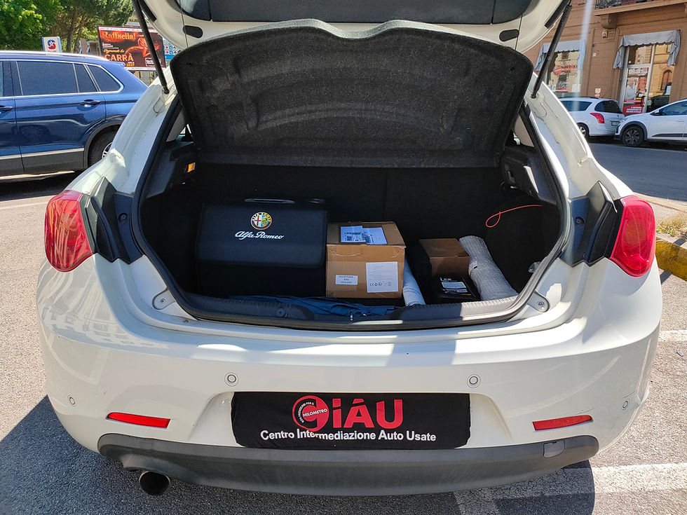 Miniatura: Alfa Romeo Giulietta 1.4 Turbo 120 CV GPL Distinctive