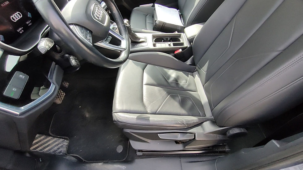 Miniatura: Audi Q3 35 TDI Business Advanced