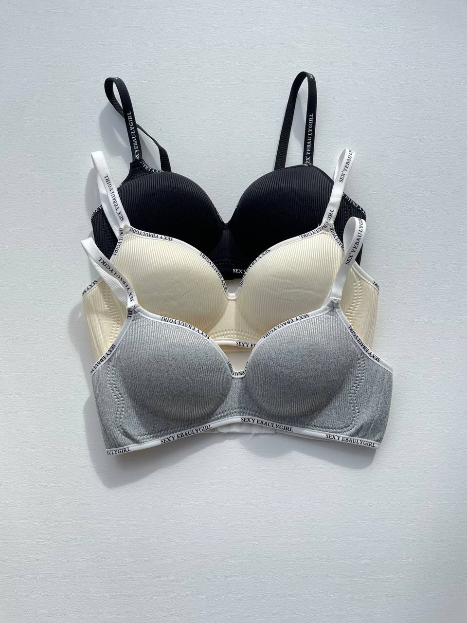 Прев'ю: Спортивний топ-бра push-up 365 грн/од