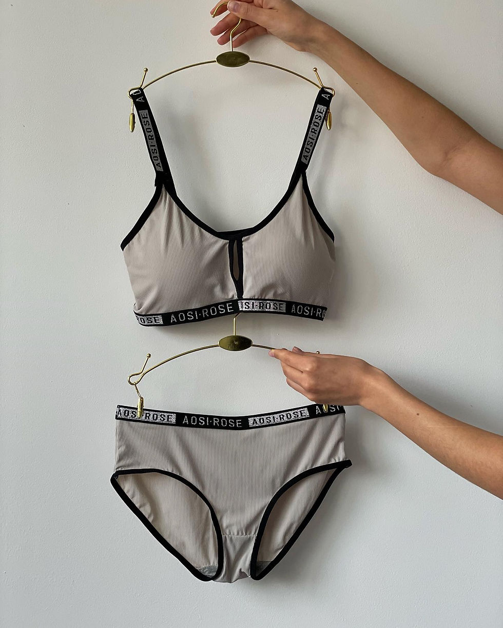 Прев'ю: Спортивний комплект у мілкий рубчик