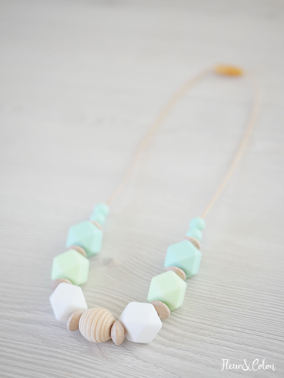 Miniature : Collier de moments lactés - Le tendre