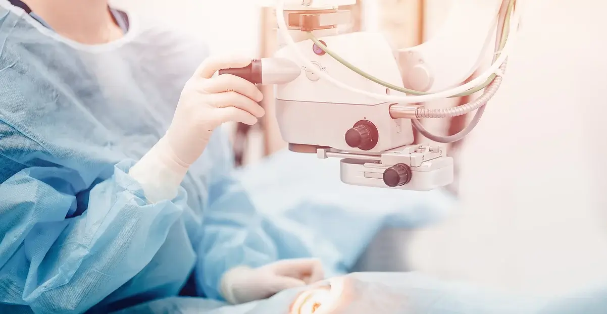Private cataract surgery equipment