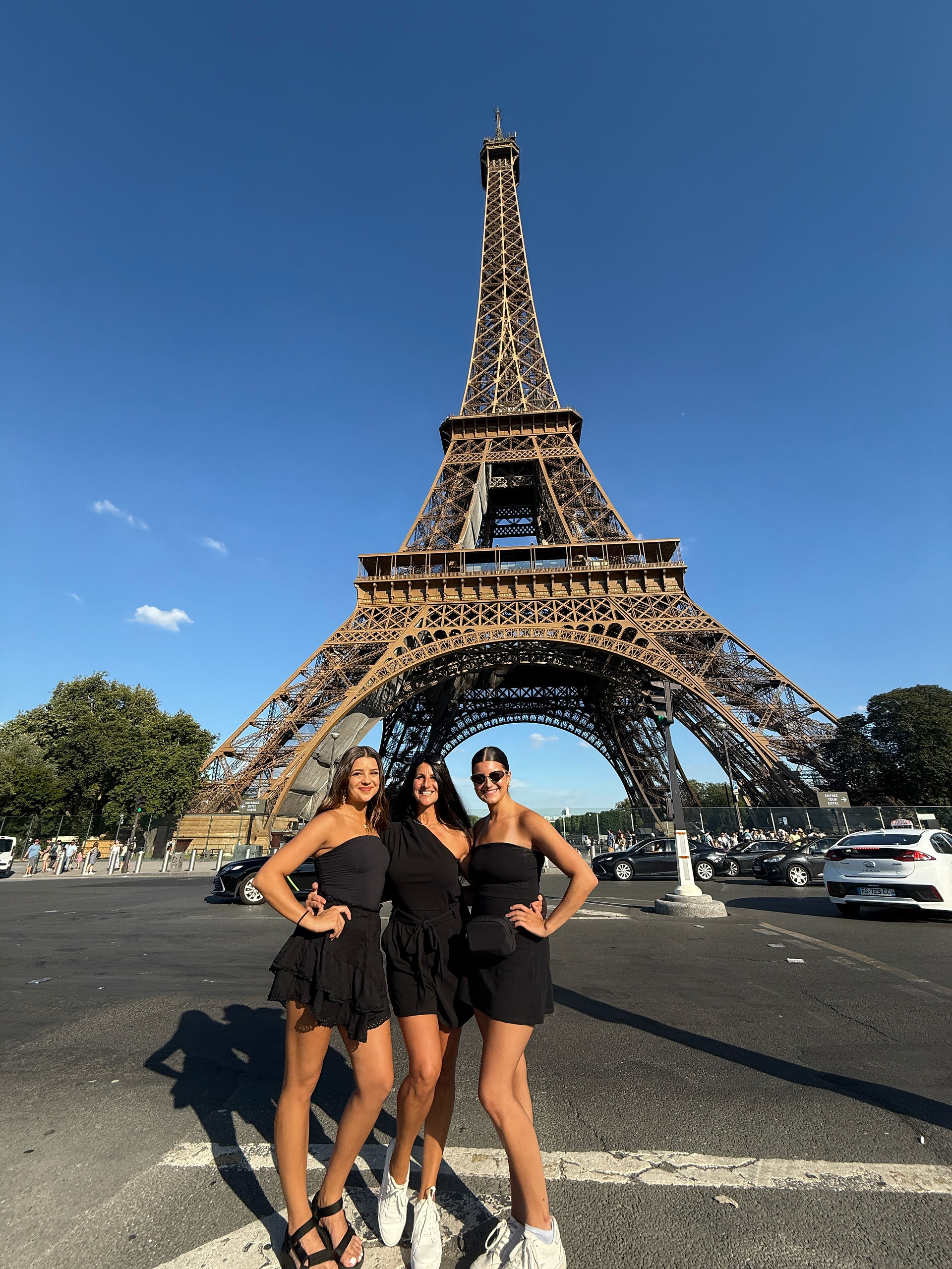 MOM'S LITTLE BLACK BOOK | A European Travel Adventure