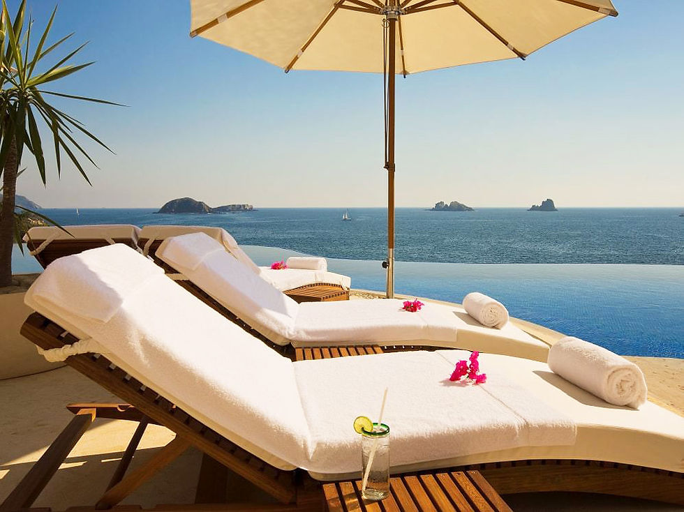 TRENDY TRAVEL | Cala de Mar Ixtapa, Mexico