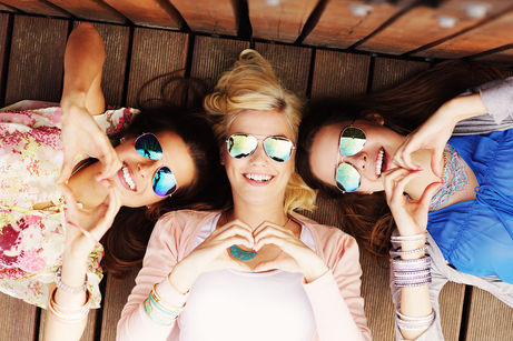 CELEBRATE FRIENDSHIP | Galentine's Day Weekend at Lake Geneva's Abbey Resort