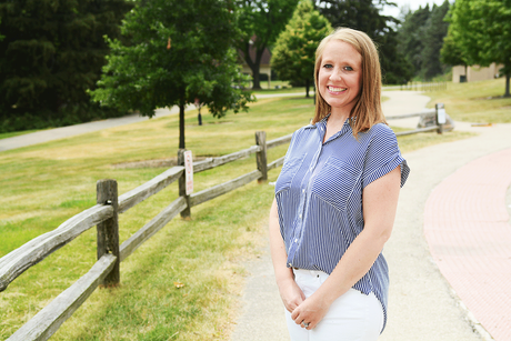 COVER FEATURE | Courtney Cummings, Local Party Host to Know