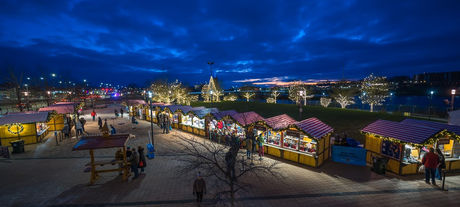 CHILDREN’S LANTERN PARADE | What's New at Christkindlmarket Aurora