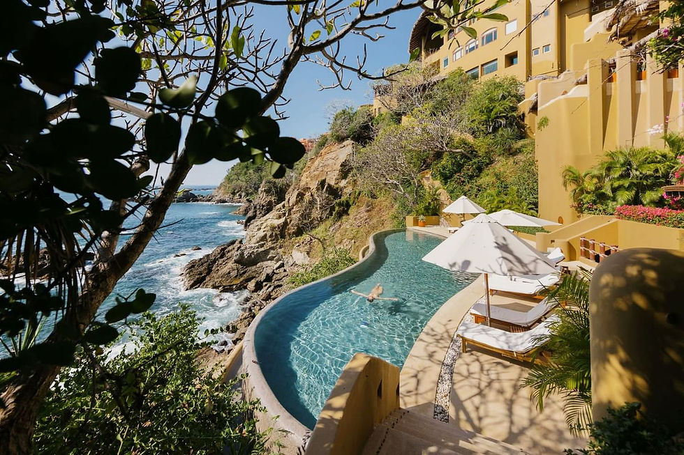 TRENDY TRAVEL | Cala de Mar Ixtapa, Mexico