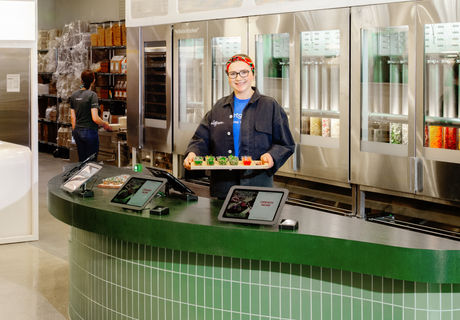 NEW IN TOWN | SweetGreen In Downtown Naperville