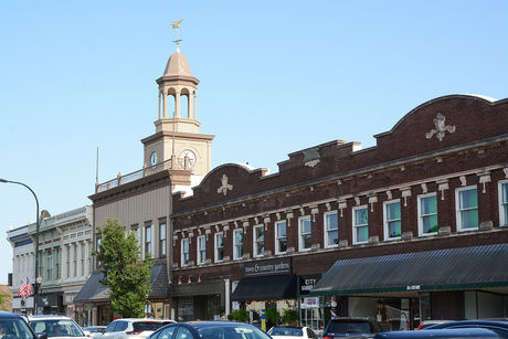 GENEVA | Geneva Police Announce Youth Triathlon, Memorial Day Parade Street Closures