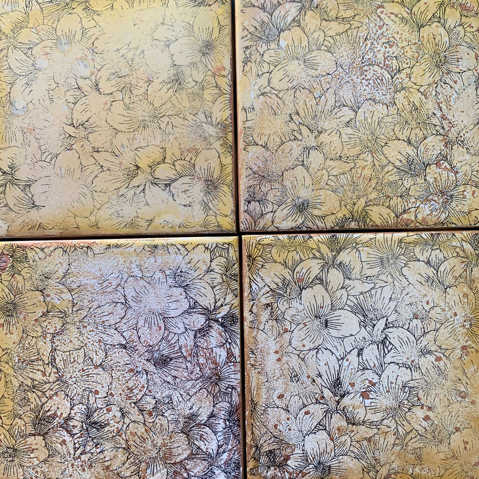 Thumbnail: Gold and silver fluid art coasters 