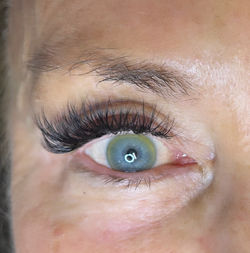volume lash extensions