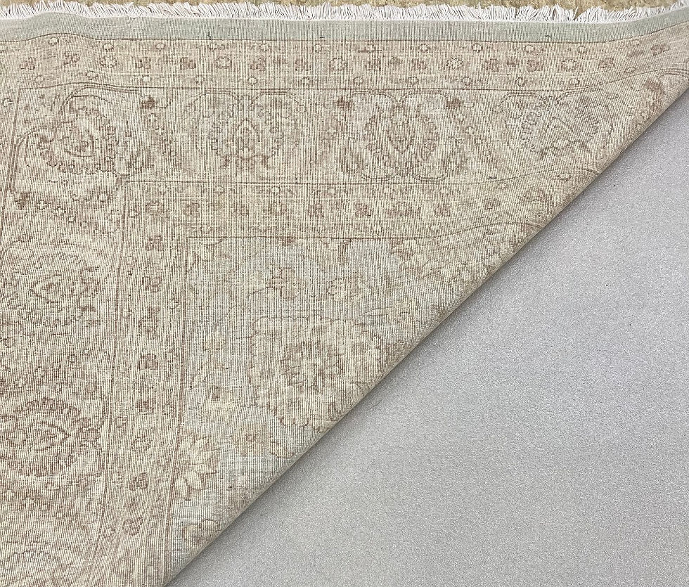 Thumbnail: This Pakistani rug features an elegant design in a light green color.