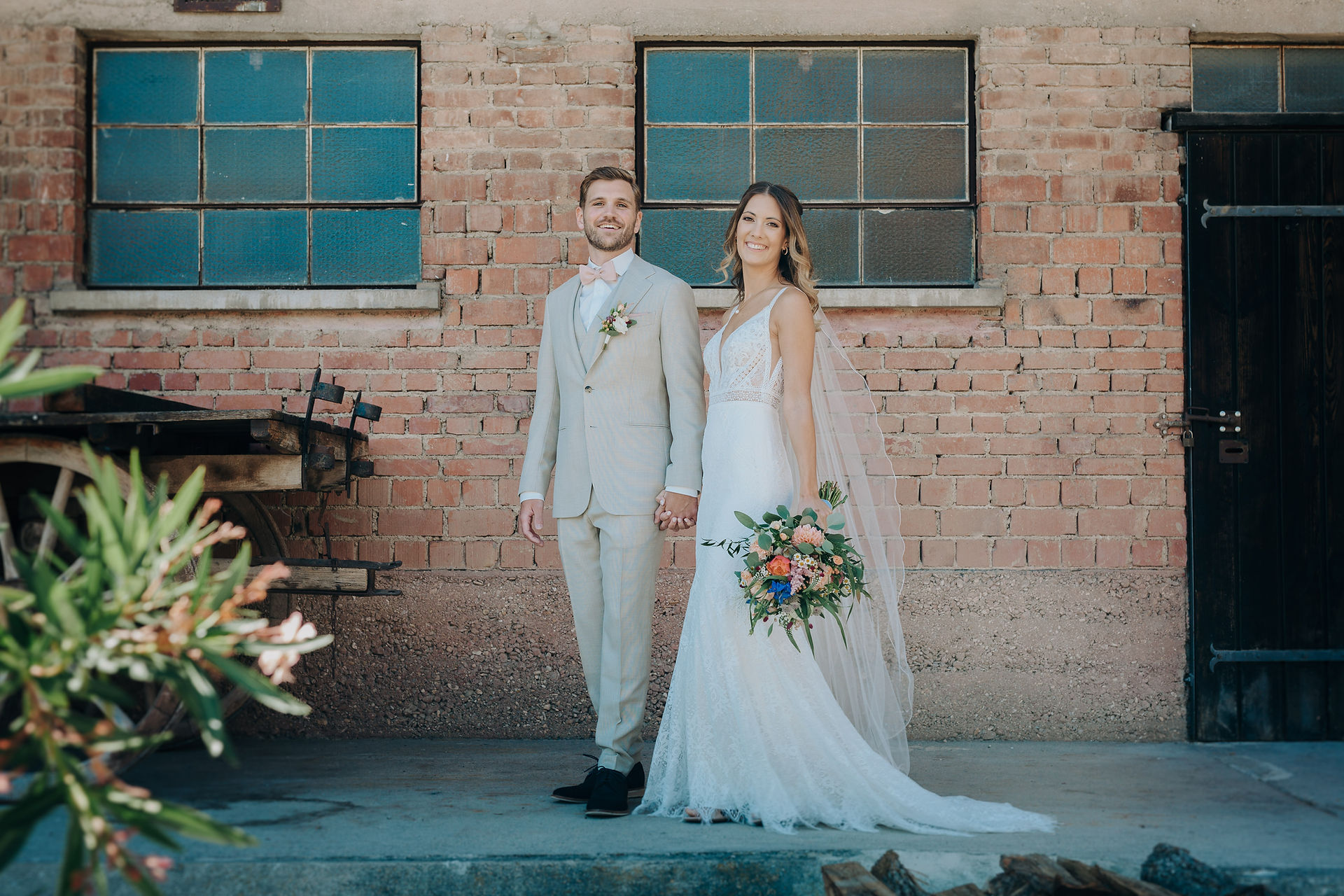 First Look im Hochzeitspaar im Steinbachhof in Vaihingen Enz