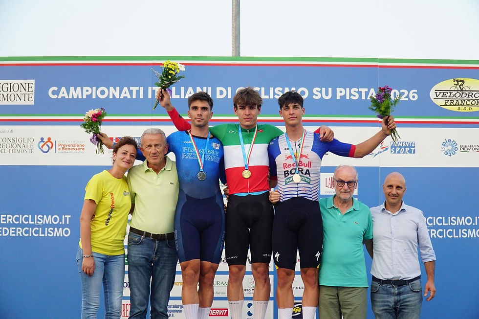 Boscaro da sogno in pista, weekend tricolore su strada. Bozzola impegnato nello stage tra i Prof