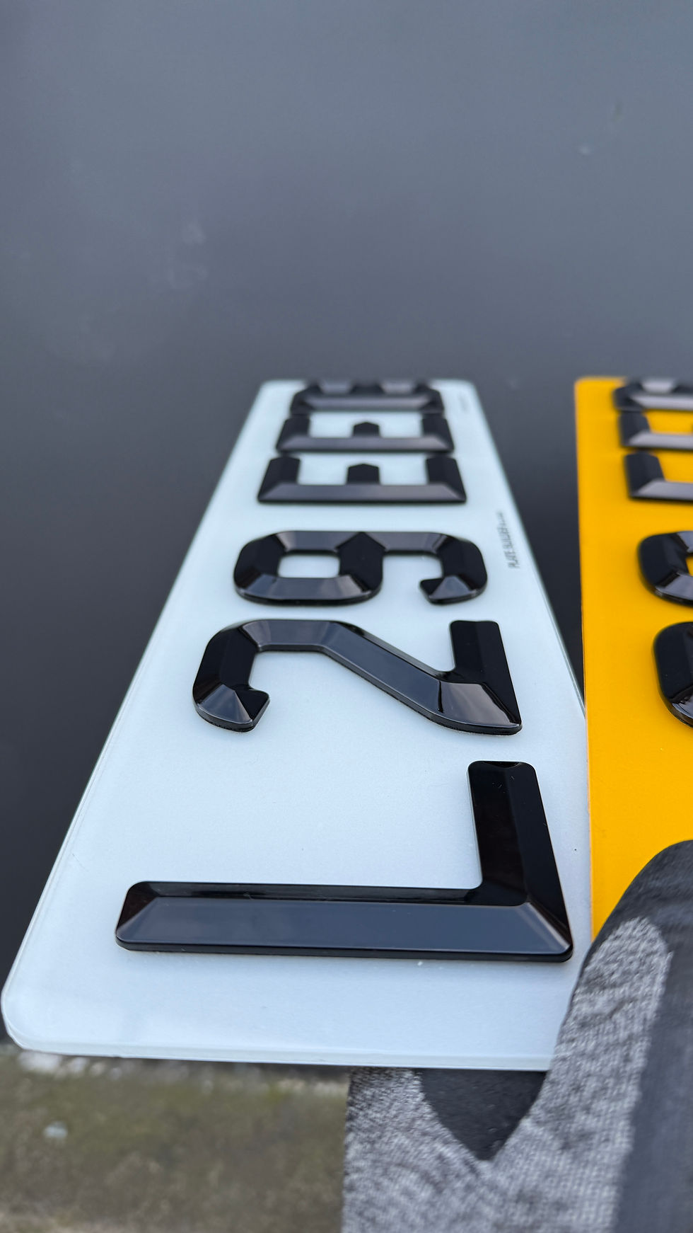 Thumbnail: 4D RETRO PLATE