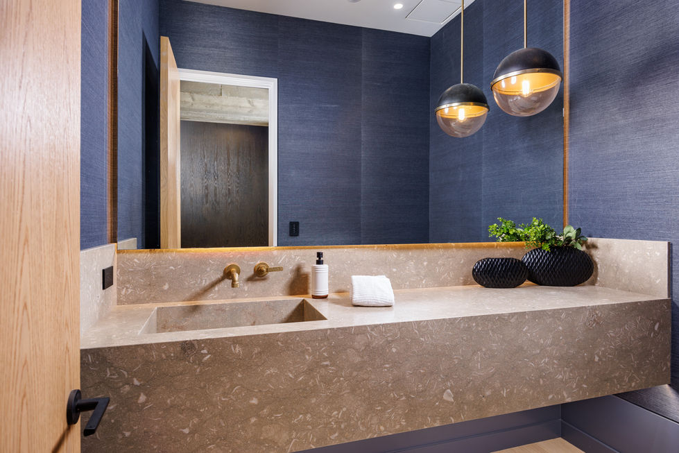 powder room with beautiful lighting