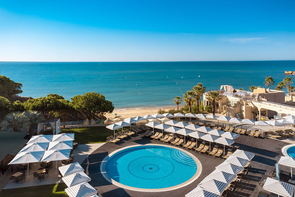 Vilamoura: Hotels & Villas