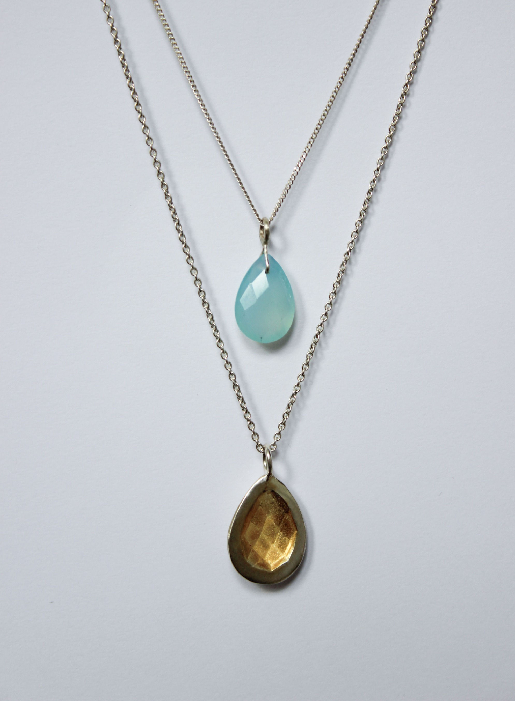Briolette memories - Double chain Apatite