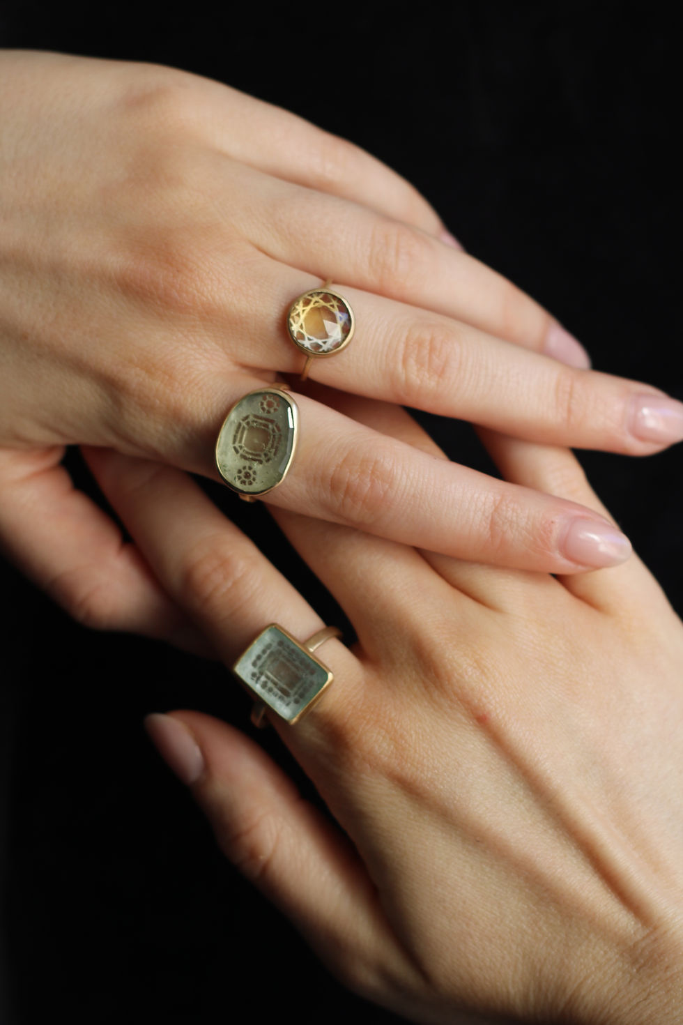 Thumbnail: Citrine lens on Solitaire ring