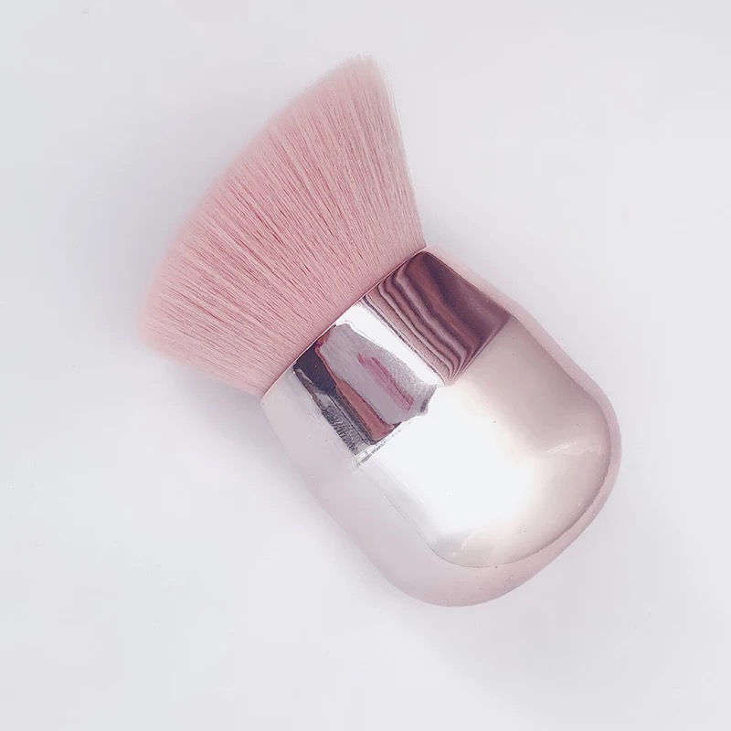 Thumbnail: Face & Body Kabuki Brush