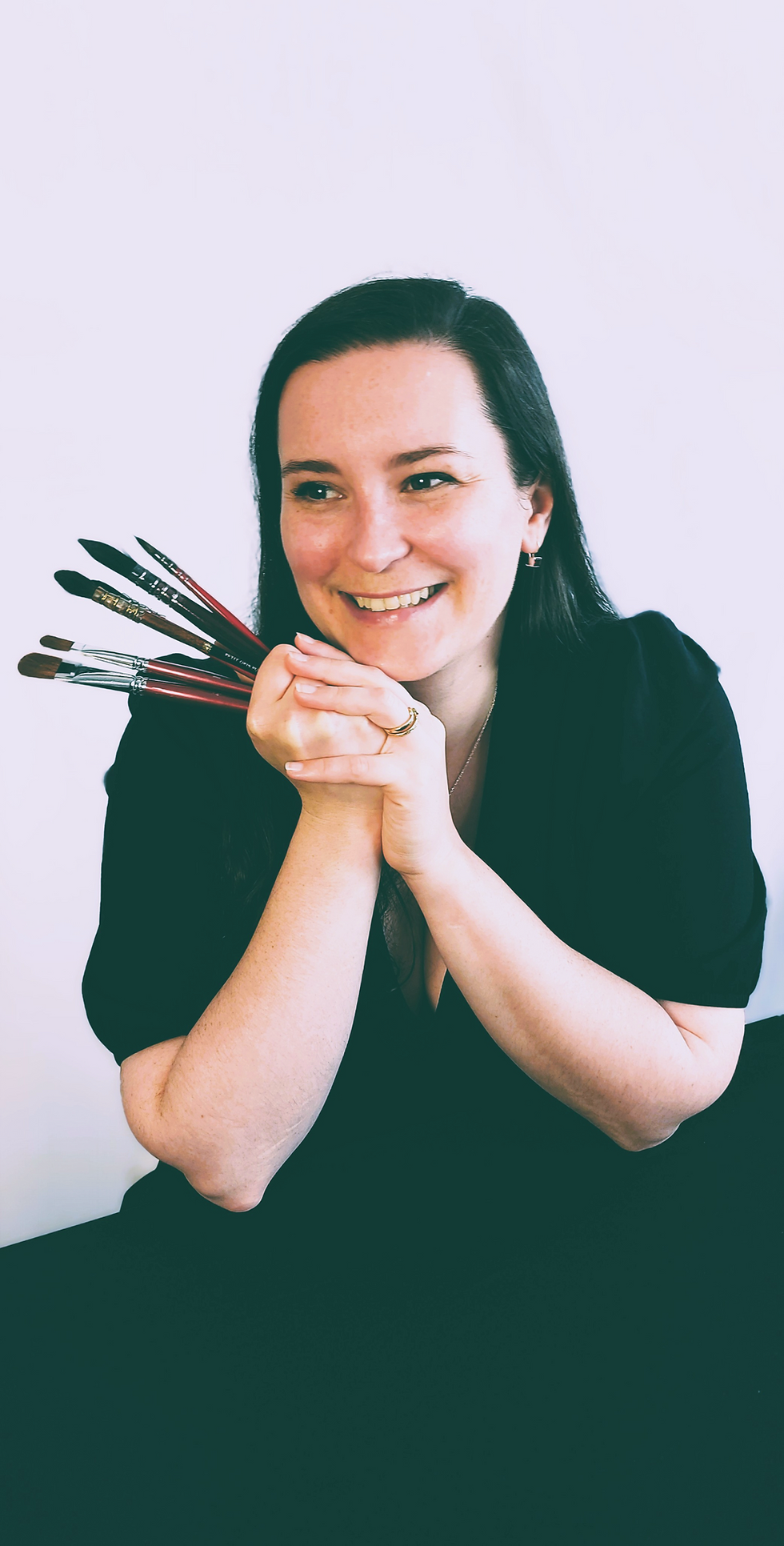 Studio photo of artist Alexandra Larion