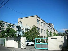 市立緑丘小学校区.JPG