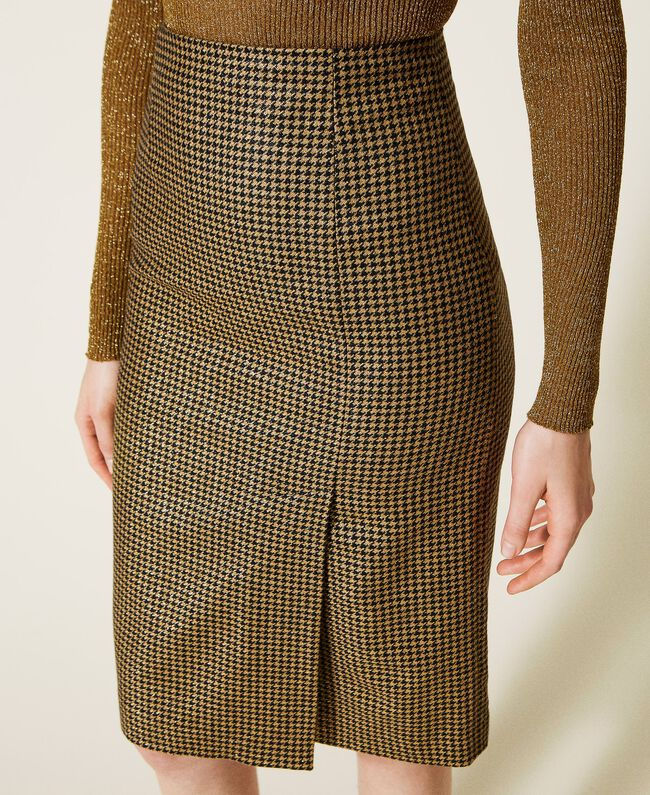 תמונה ממוזערת: Houndstooth skirt