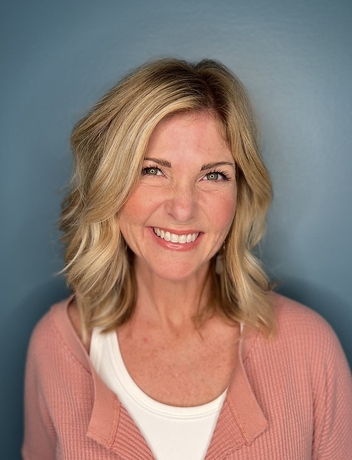 Nikki Draper head shot-min.jpg