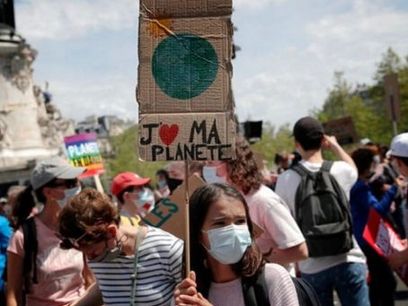 France Passes Law That Will Apply ‘Carbon Labels’ to Garments
