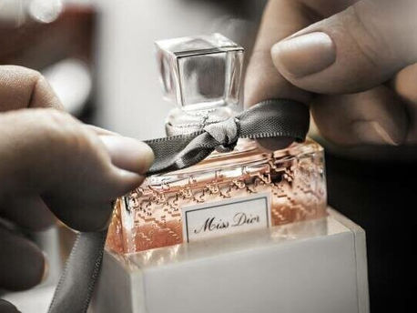 LVMH Beauty to Develop Carbon-Neutral Packaging with Origin Materials