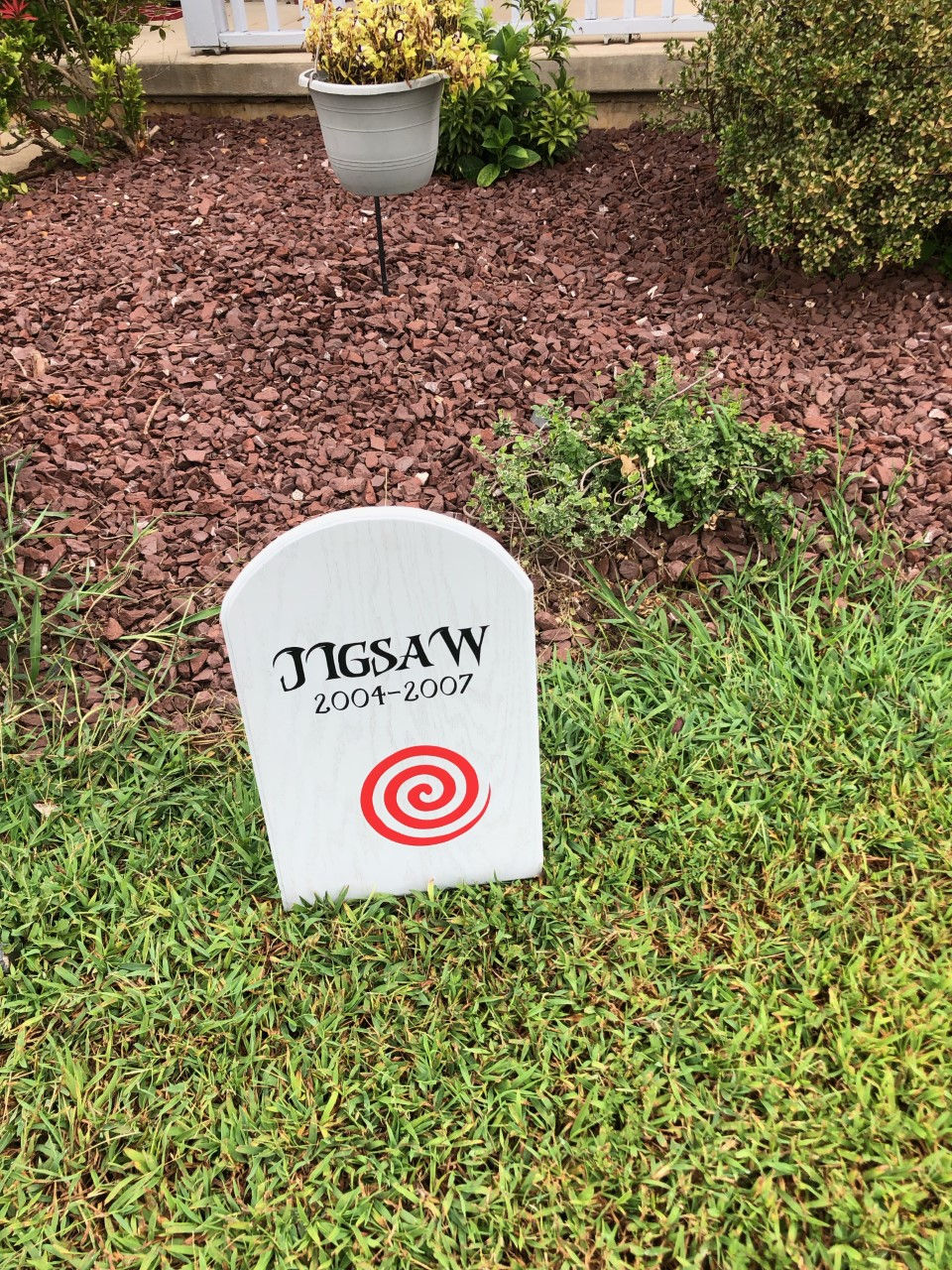 HALLOWEEN TOMBSTONE WOOD JIGSAW