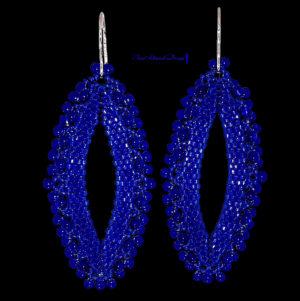 Thumbnail: 081-Ohrringe-RhodiumSilber-SwarovskiPerlen (königsblau2820/0707/151)