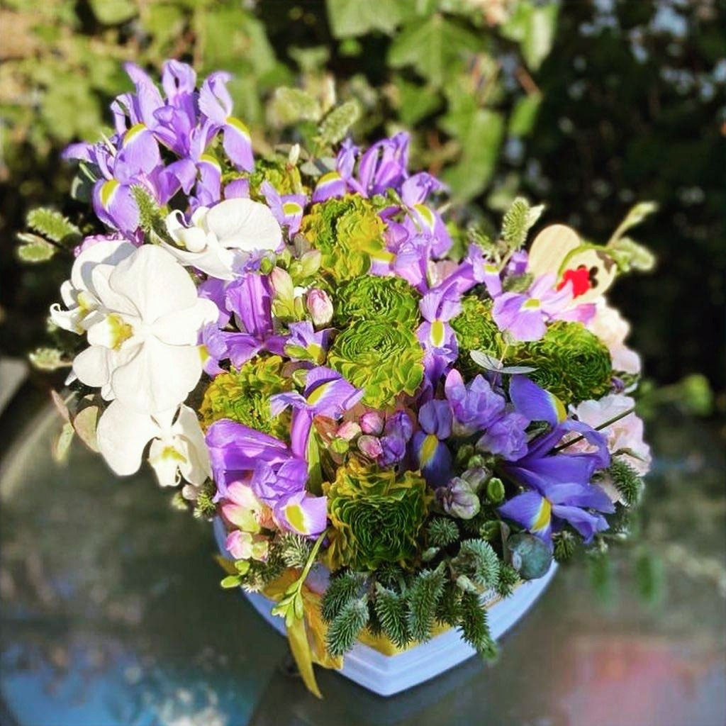 Aranjament floral - "Alegerea floristului" - Cod: AnaAreFlori100