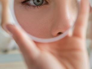 Mit látsz a tükörben?