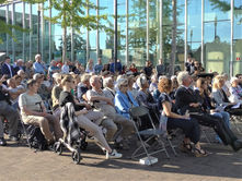 Herdenken doen we samen