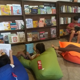 BIBLIOTECA.jpg