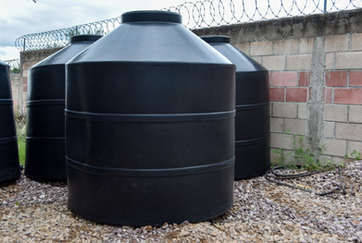 GOBIERNO DE AGS - APOYAN A PEQUEÑOS PRODUCTORES CON CERCOS PERIMETRALES, CISTERNAS, MOTOBOMBAS Y MÁS