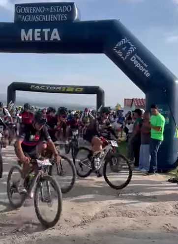 DEPORTE - LOS CICLISTAS BRILLAN EN AGUASCALIENTES