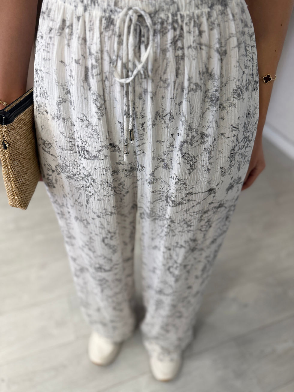 Küçük resim: BATİK DESEN CROP PANTOLON TAKIM