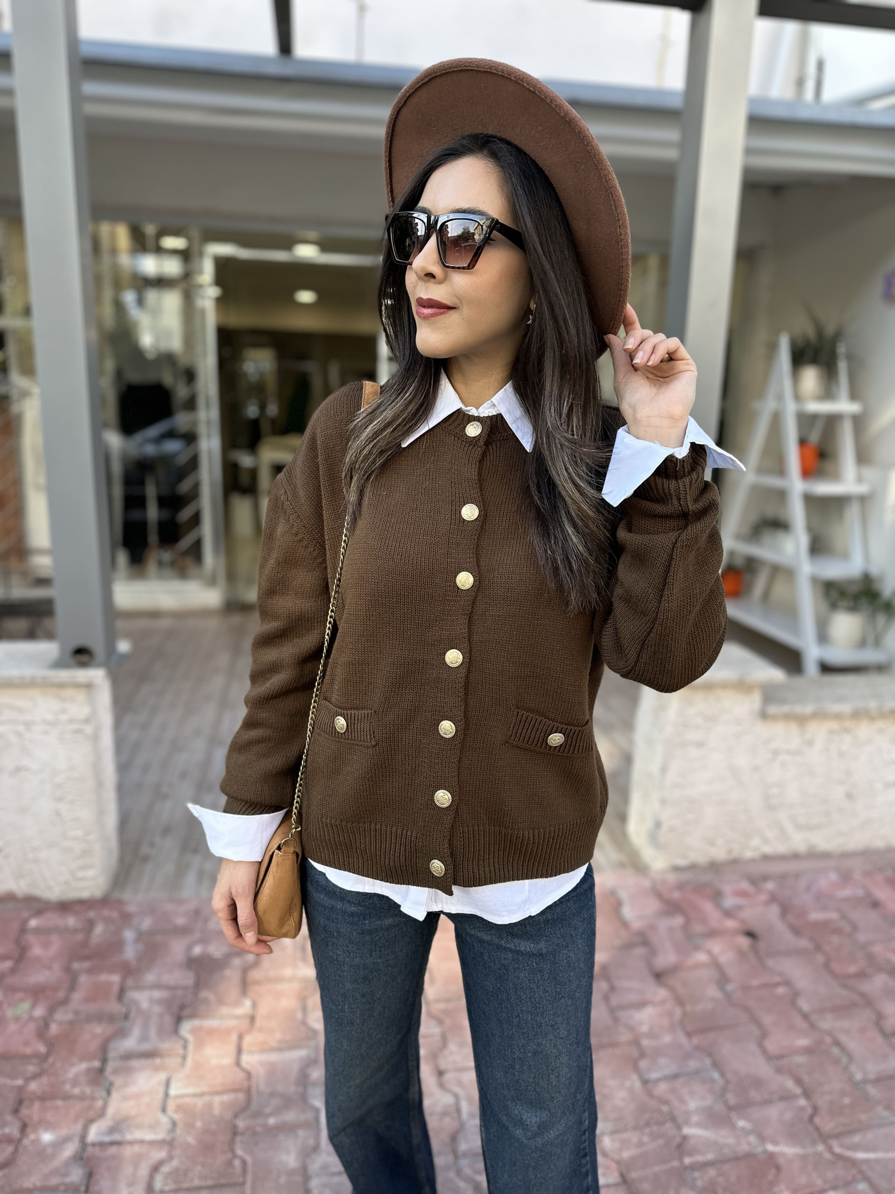 MASS. DÜĞME DETAYLI HIRKA